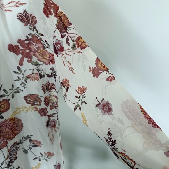 Floral Kimono Cardigan Sheer Lightweight Size M
Spring Summer casual - Picture 3 of 5